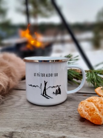 Emaljekrus  Ut på tur
